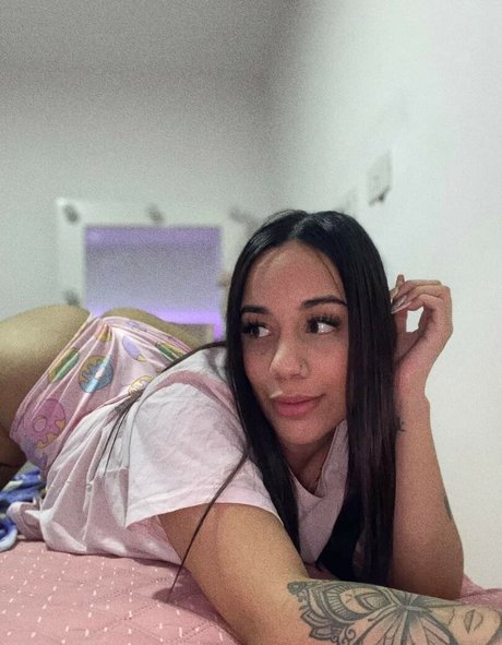 Foto di nudo di fuga di OnlyFans di Yohanny Polacre
