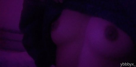 Foto di nudo di fuga di OnlyFans di Ybbbyx
