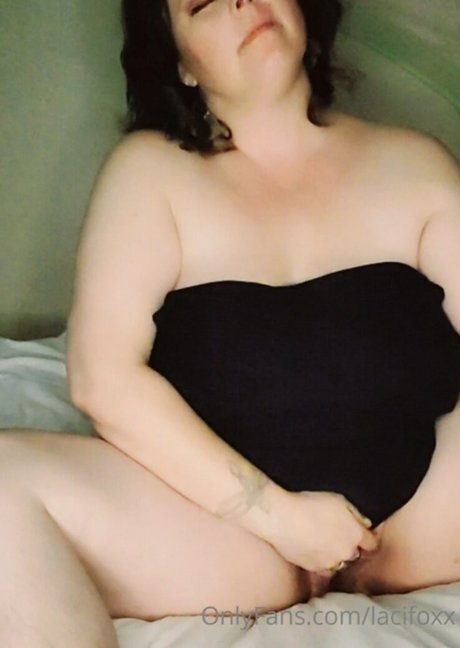 Foto di nudo di fuga di OnlyFans di Laci Foxx