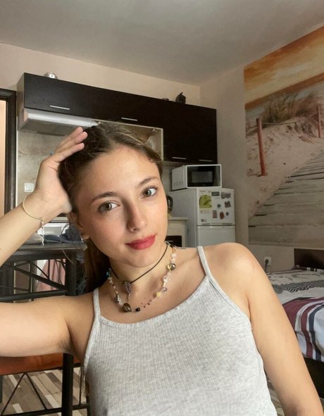 Foto di nudo di fuga di OnlyFans di Leamoore