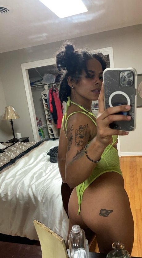 Foto di nudo di fuga di OnlyFans di Subfairy