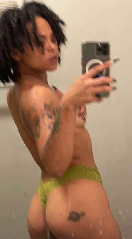 Foto di nudo di fuga di OnlyFans di Subfairy