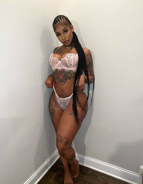 Foto di nudo di fuga di OnlyFans di Iampree