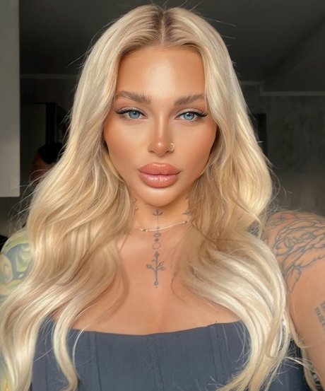 Angelika Kramer