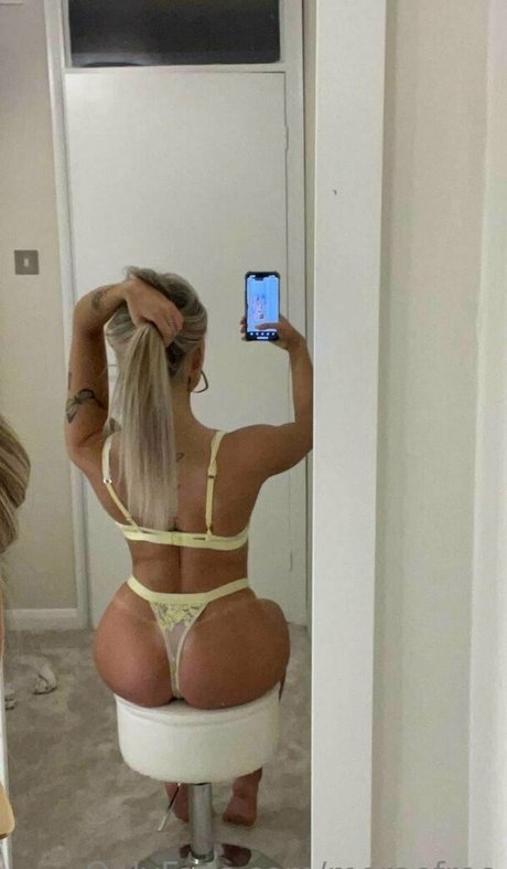 Foto di nudo di fuga di OnlyFans di Annamorae136