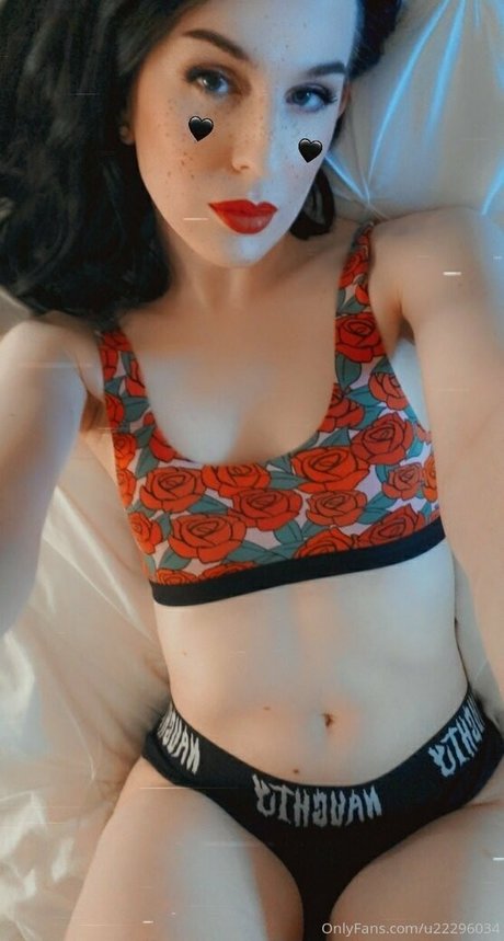 Foto di nudo di fuga di OnlyFans di Princesscherryfox