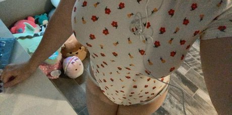 Foto di nudo di fuga di OnlyFans di Kittnly