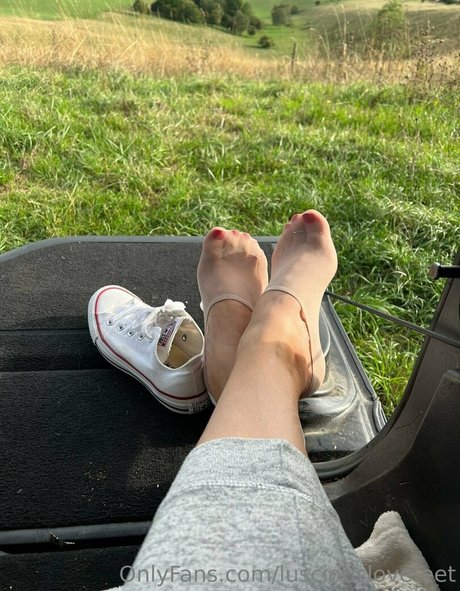 Lusciouslovefeet