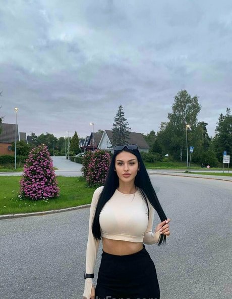 Foto di nudo di fuga di OnlyFans di Katanacat