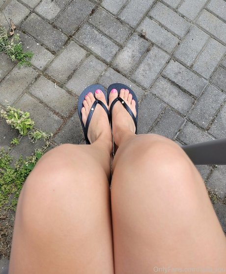 Foto di nudo di fuga di OnlyFans di Lailalou
