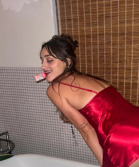 Foto di nudo di fuga di OnlyFans di Stephanie Dagostini