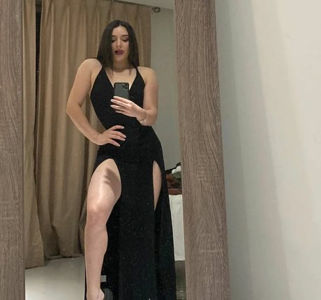 Daniela Flores