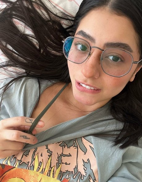 Foto di nudo di fuga di OnlyFans di Zoelushmodel