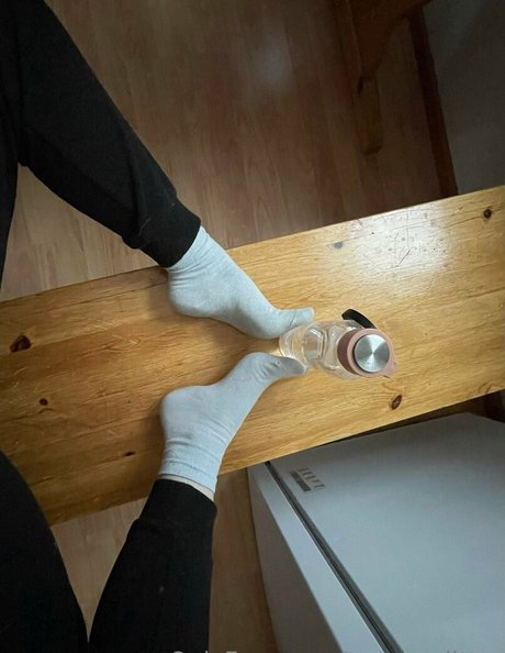 Foto di nudo di fuga di OnlyFans di Toesonglitter