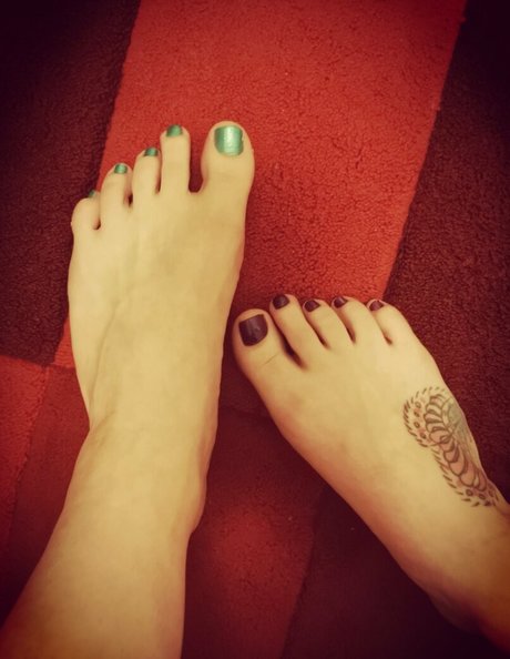 Foto di nudo di fuga di OnlyFans di Sexyscottishfeet