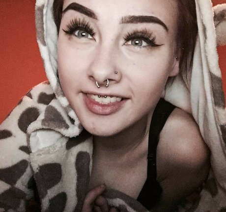 Foto di nudo di fuga di OnlyFans di Princesscourtxo