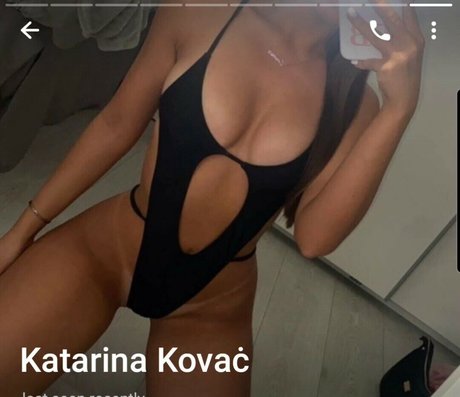 Foto di nudo di fuga di OnlyFans di Katarina Kovac