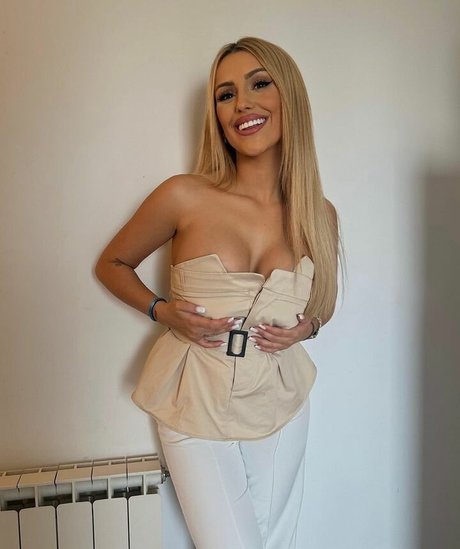 Foto di nudo di fuga di OnlyFans di Maria Brunn