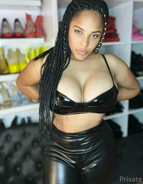 Foto di nudo di fuga di OnlyFans di Kixxyvip