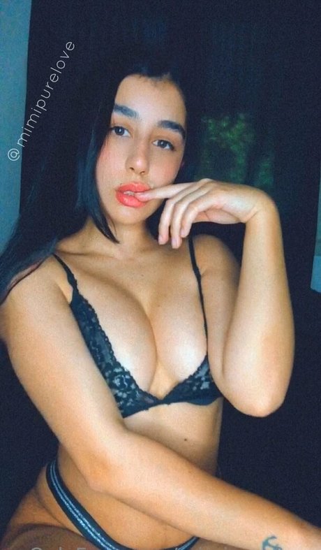 Foto di nudo di fuga di OnlyFans di Mimipurelove