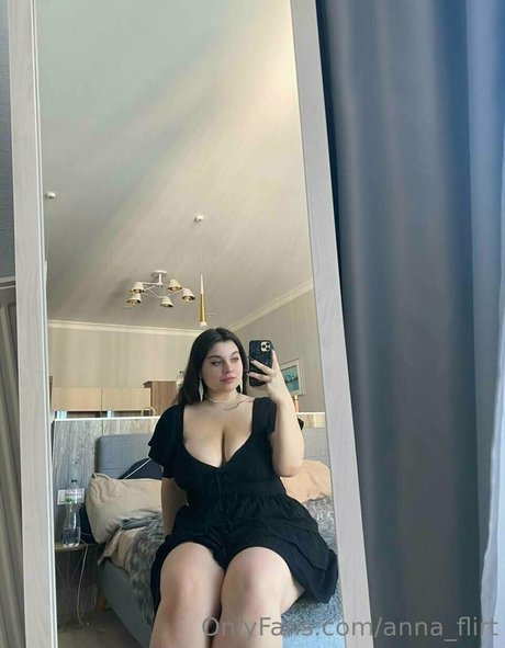 Foto di nudo di fuga di OnlyFans di Annaflirt