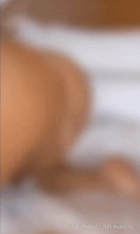 Foto di nudo di fuga di OnlyFans di The Sims Sisters