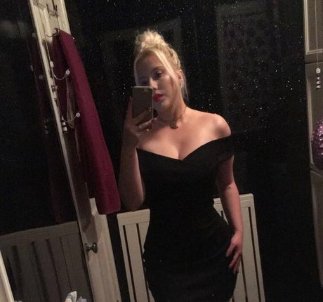 Foto di nudo di fuga di OnlyFans di Bethany Koko