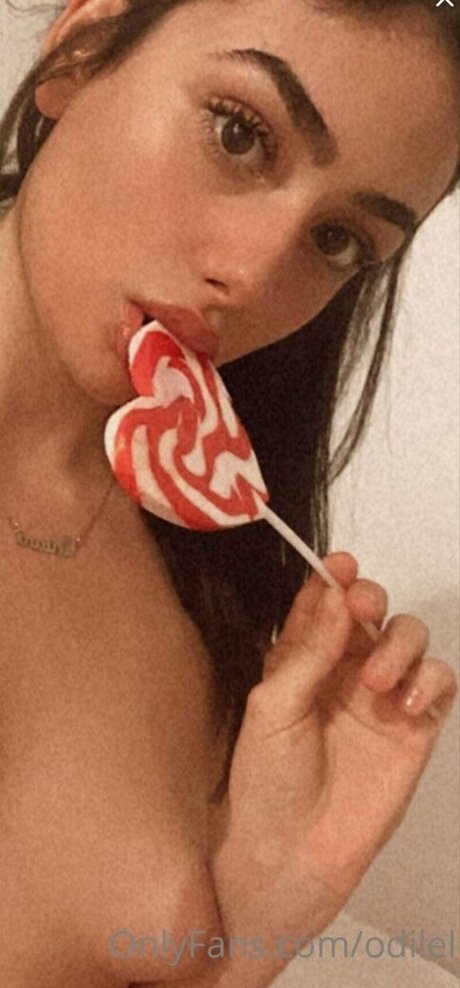 Foto di nudo di fuga di OnlyFans di Odiel Elison