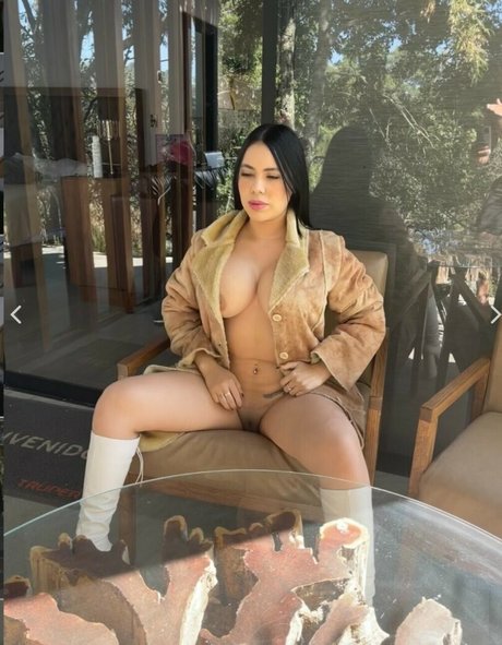 Foto di nudo di fuga di OnlyFans di Monserrat Gutierrez