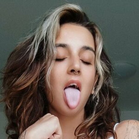 Foto di nudo di fuga di OnlyFans di Ghosthardwave