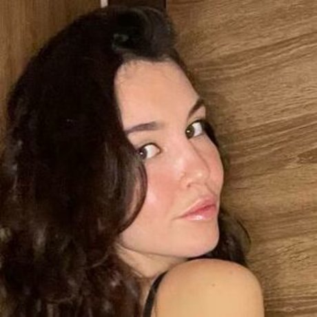 Yournikole1