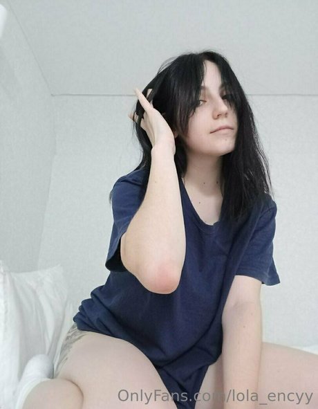 Foto di nudo di fuga di OnlyFans di Merryencyy