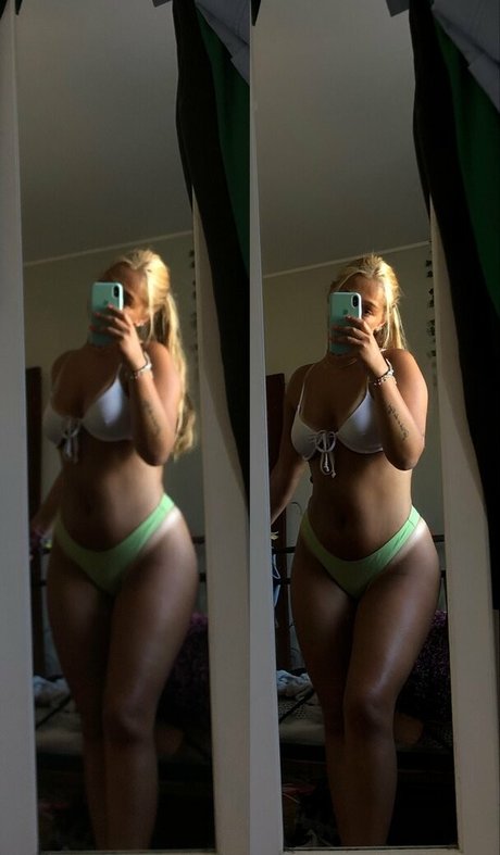 Foto di nudo di fuga di OnlyFans di Marianasilva22