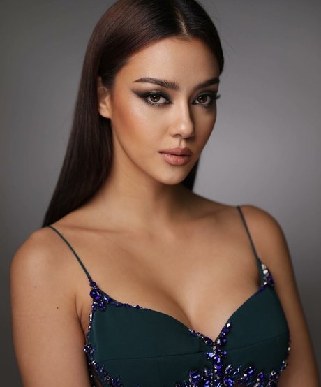 Amanda Obdam