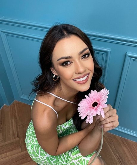 Amanda Obdam