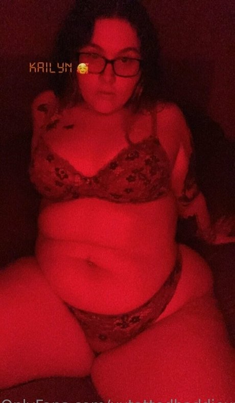 Foto di nudo di fuga di OnlyFans di Xxtattedbaddiexx