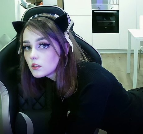Nenormova