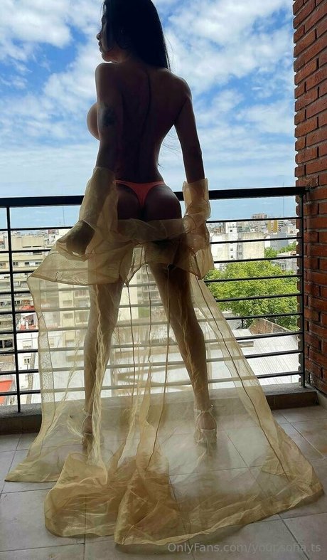 Foto di nudo di fuga di OnlyFans di Yoursofiats