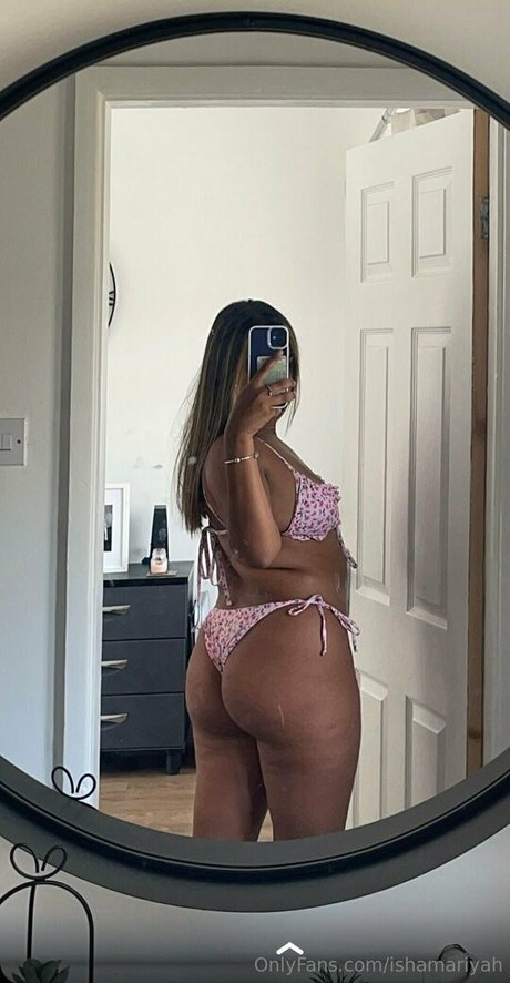 Foto di nudo di fuga di OnlyFans di Isha Mariyah