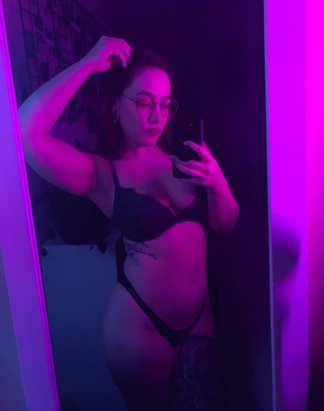 Foto di nudo di fuga di OnlyFans di Alexmarkelle