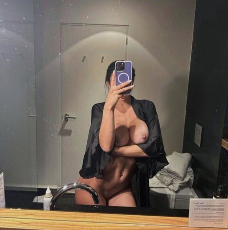 Foto di nudo di fuga di OnlyFans di Kattyakitty