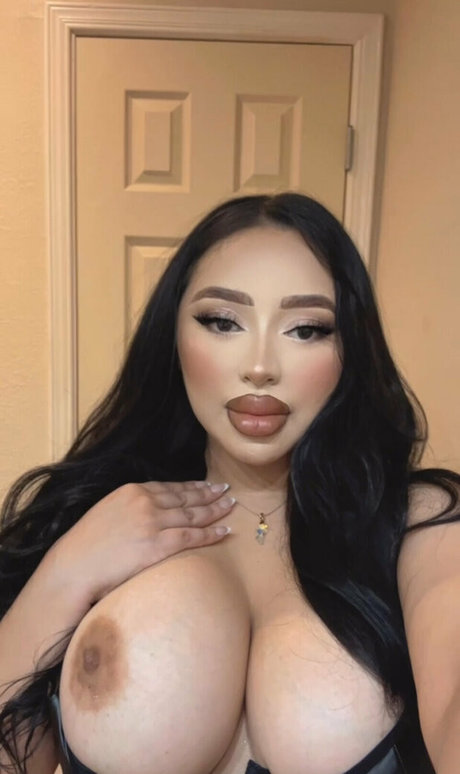 Foto di nudo di fuga di OnlyFans di Eunice Garcia