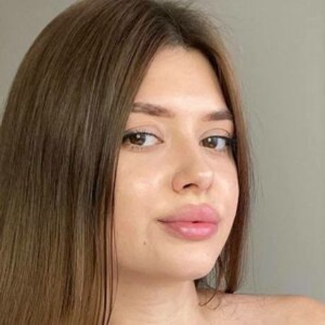 Foto di nudo di fuga di OnlyFans di Mollynotholy