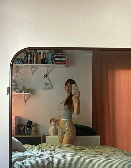 Foto di nudo di fuga di OnlyFans di Freshhel