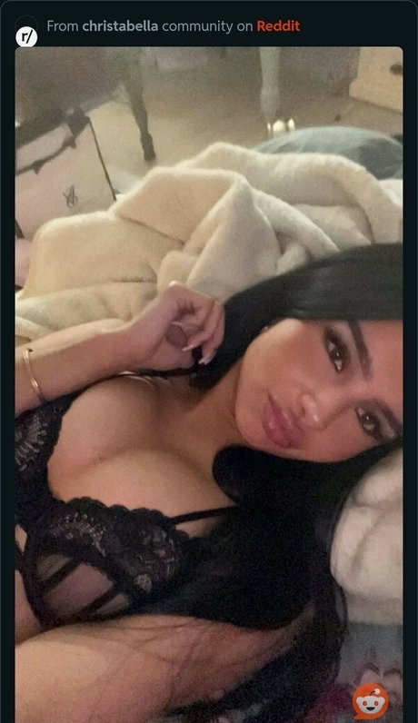 Foto di nudo di fuga di OnlyFans di Christabellaeee