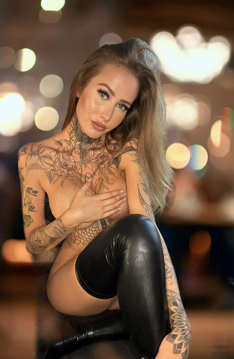 Foto di nudo di fuga di OnlyFans di Alertacomrades