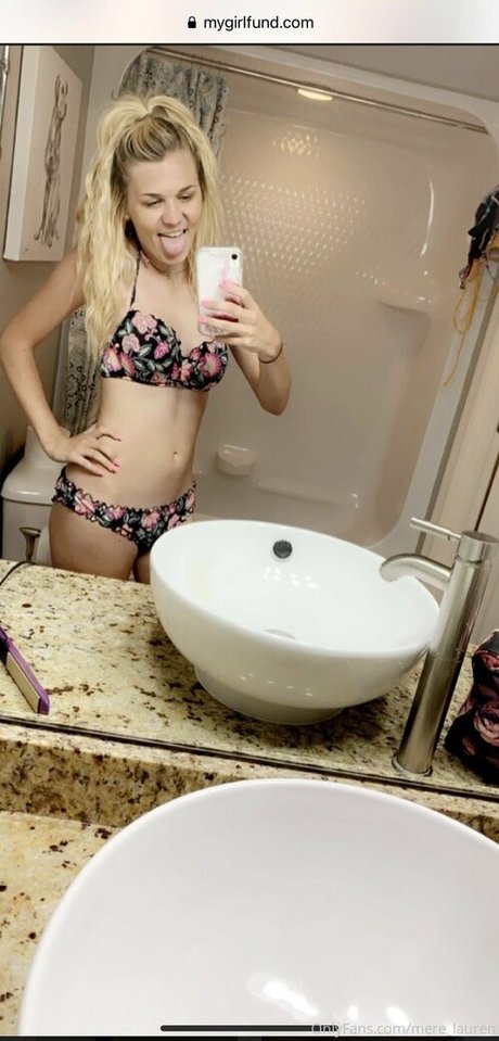 Foto di nudo di fuga di OnlyFans di Hunnyxoxo2