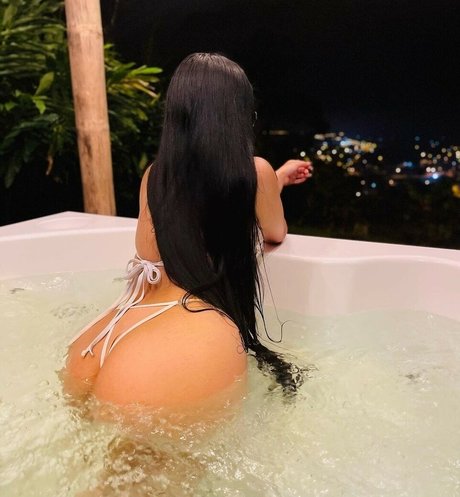 Foto di nudo di fuga di OnlyFans di Blogkarenbelen