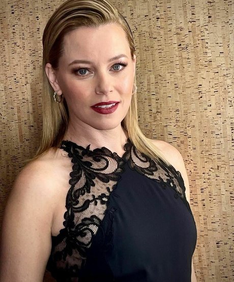 Foto di nudo di fuga di OnlyFans di Elizabeth Banks