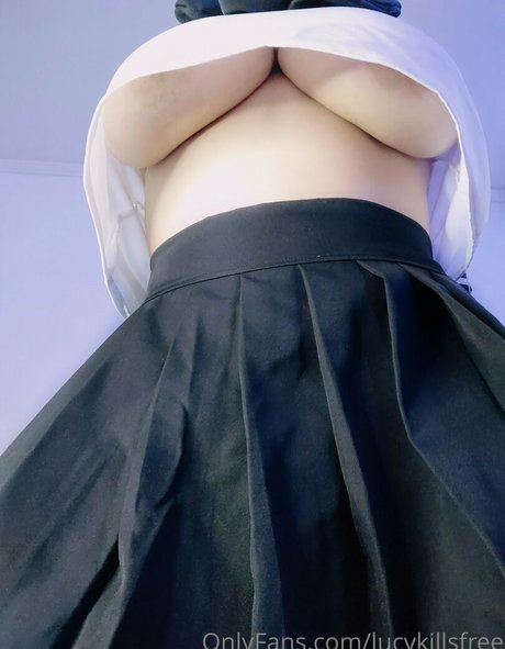 Foto di nudo di fuga di OnlyFans di Lucyskillsfree